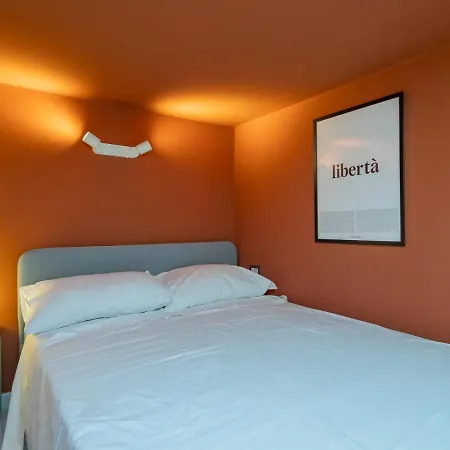 Ihost - Romilli 17a * Milano