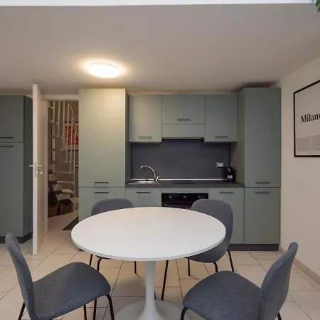 Ihost - Romilli 17a Appartement